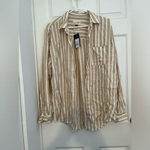 Linen long sleeve collared button down shirt